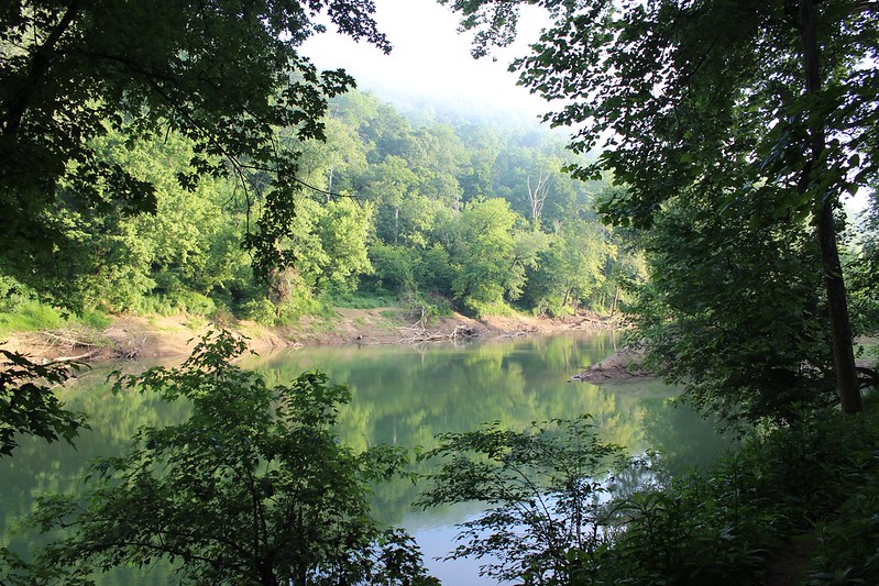 Green River. "The cave maker". Mammoth Cave, Kentucky