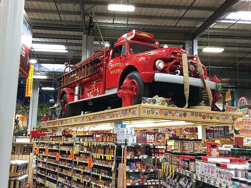 Jungle Jim's Firetruck Hotsauce display