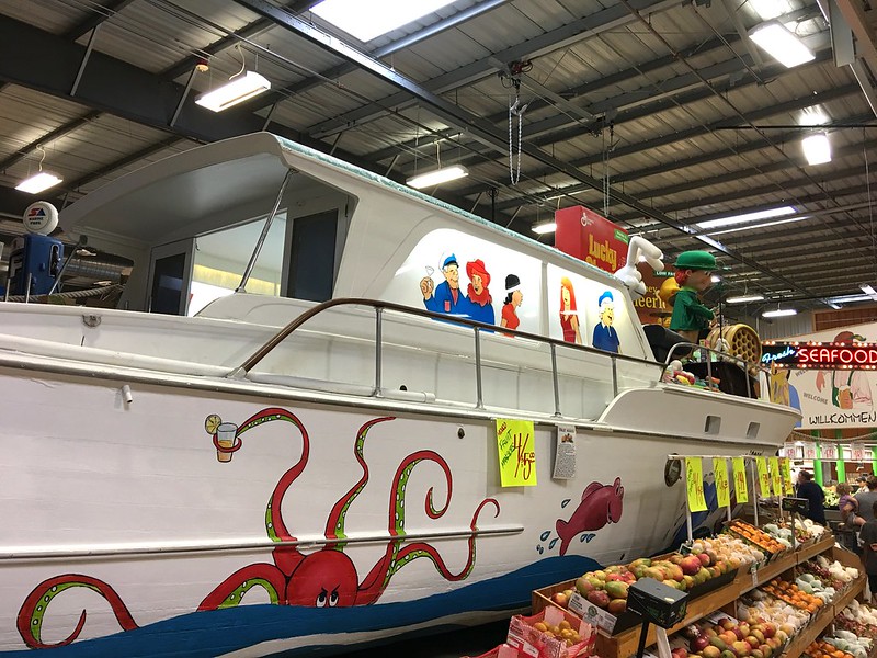  a small yacht featuring the cast of Gilligan's Island