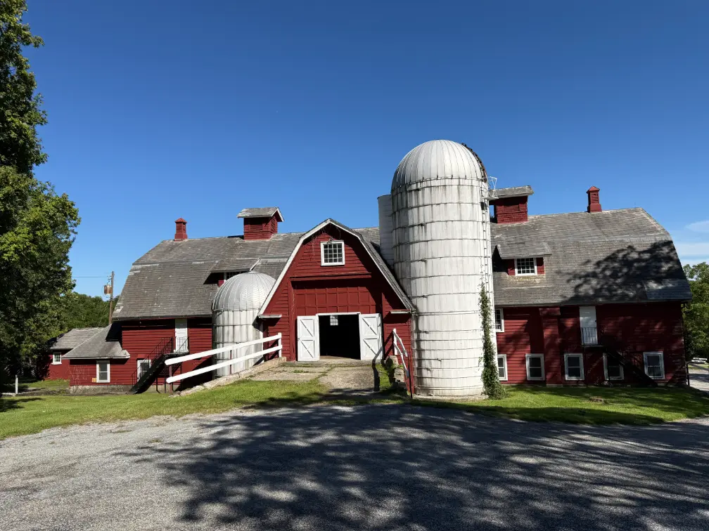 Barn